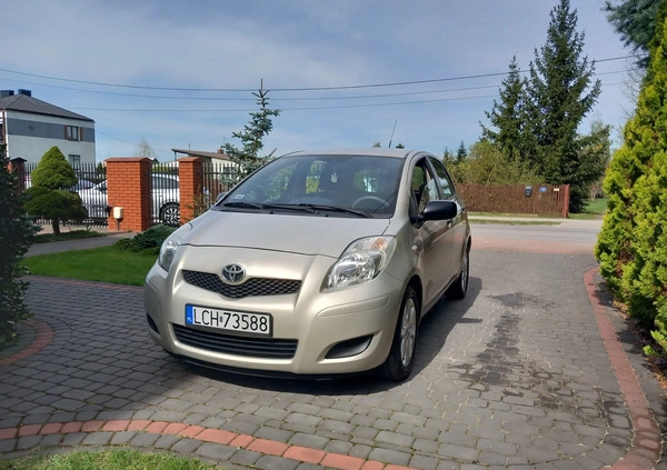 Toyota Yaris cena 18500 przebieg: 156000, rok produkcji 2009 z Kozienice małe 79